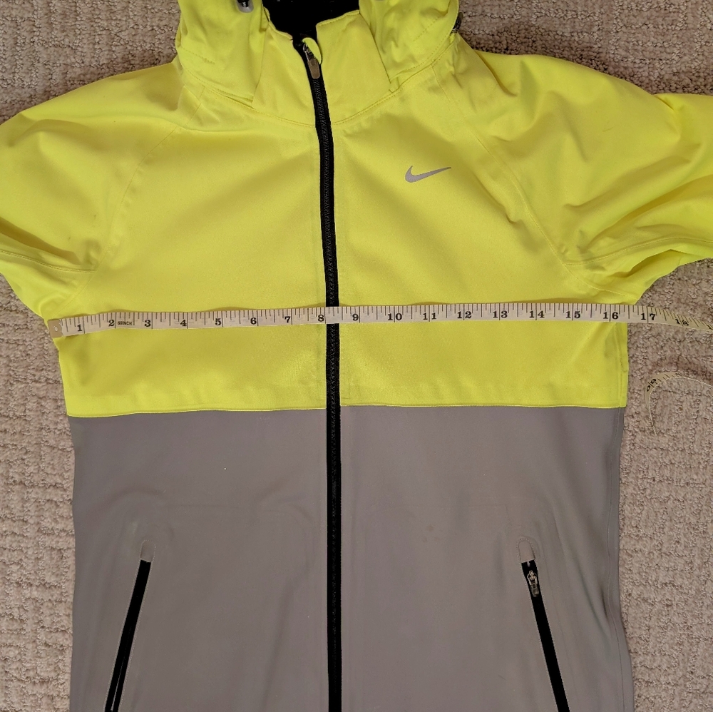 Nike Shield Flash Volt Reflective Jacket - image 5